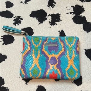 New Rodan + Fields cosmetic case